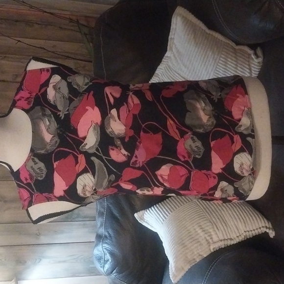 Diane Von Furstenberg Silk Shell Size XXS - Picture 1 of 6